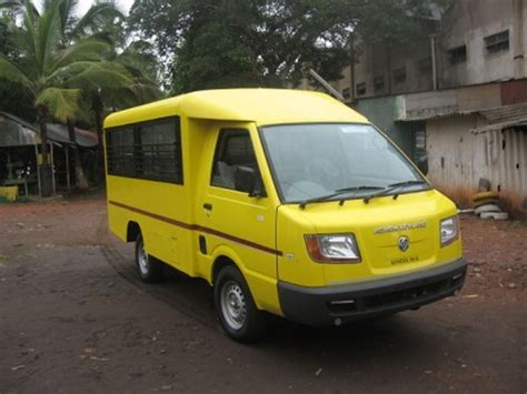 School Van - Starline Autobodies