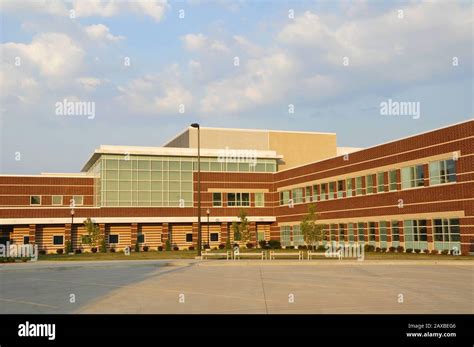 Modern New School Building Stock Photo - Alamy