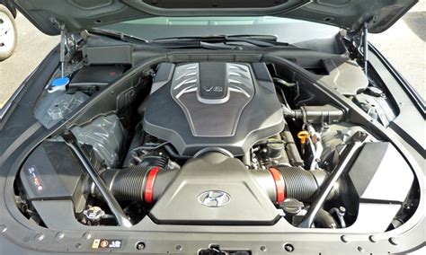 Hyundai Genesis Photos: Hyundai Genesis V8 engine