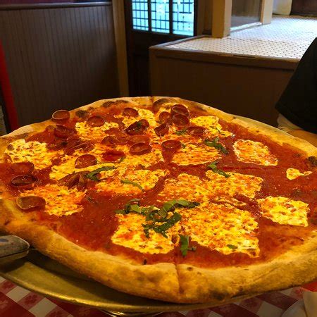 Lombardi's Pizza, New York City - Nolita - Menu, Prices & Restaurant Reviews - TripAdvisor