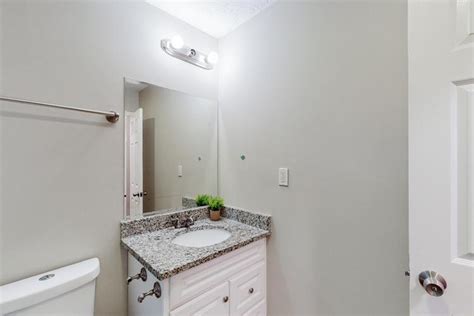 Wilson Meadows (30331) newly renovated house, walk to MARTA bus stops! | PadSplit