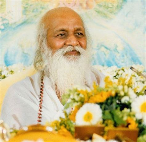 Maharishi Mahesh Yogi Wiki, Age, Death, Wife, Children, Family ...