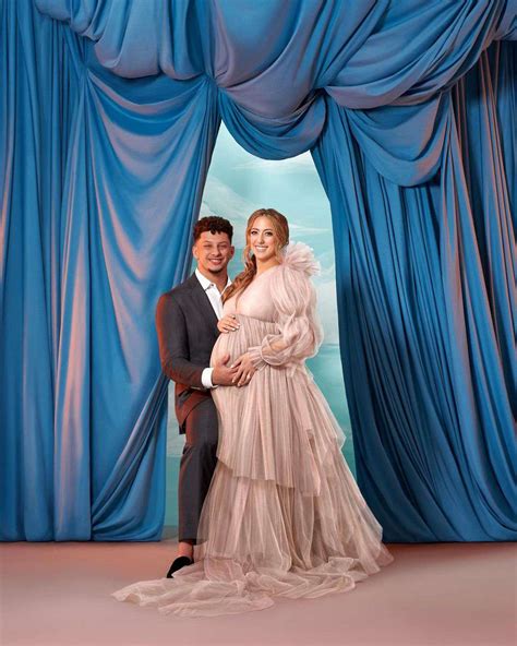 Patrick Mahomes, Brittany Matthews Welcome Daughter