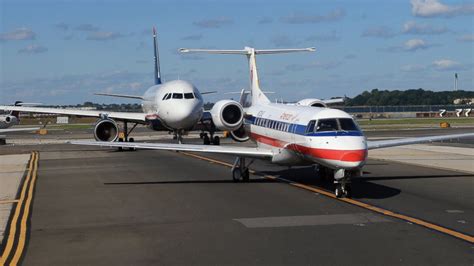 American Airlines Dreamliner Damaged by Weather During Flight from ...