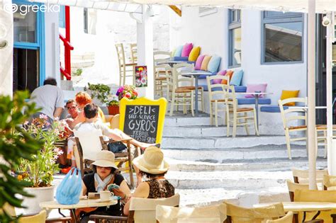 Mykonos Town (Chora): Photos, Map, See & Do | Greeka