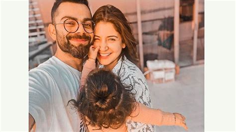 Virat Kohli's picture with daughter Vamika at London restaurant goes viral, fans react - Public ...