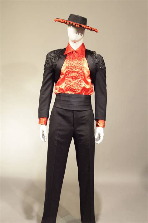 Bullfighter costume - Props, costumes, locations and retro cars for ...