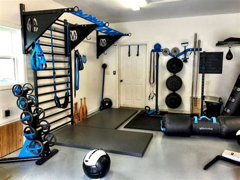 Adorable 60 Cool Home Gym Ideas Decoration on a Budget for Small Room https://coachdecor.com/60 ...