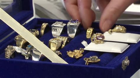 A ‘gold rush’ at Minnesota jewelry stores as gold prices soar to record highs - ABC 6 News ...