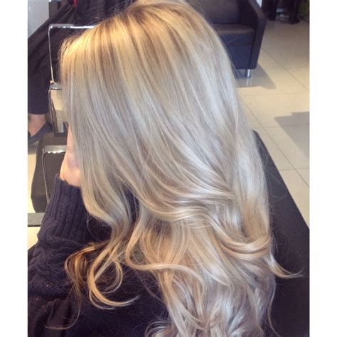 Pin by Terri Monroe on Beige blonde | Blonde hair, Blonde hair looks, Hair highlights