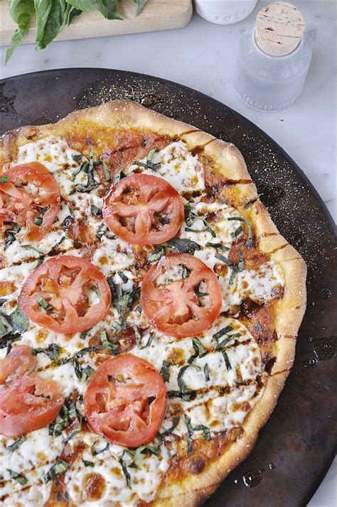 Thin Crust Margherita Pizza | Recipe in 2020 | Healthy pizza toppings, Margherita pizza, Thin ...