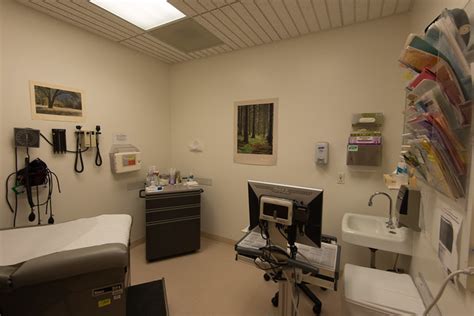 Patient room at UC Berkeley Tang Center | Flickr - Photo Sharing!