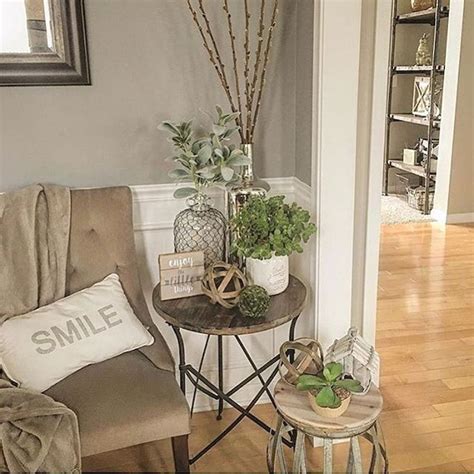 45+ Smart Small Living Room Decor Ideas - Modern Design in 2020 | Side table decor, Small living ...