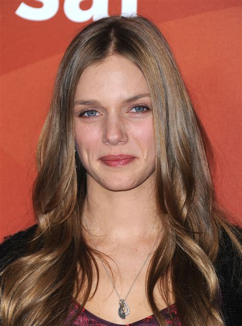 Chicago PD: Tracy Spiridakos Promoted to Season Five Regular - canceled + renewed TV shows ...