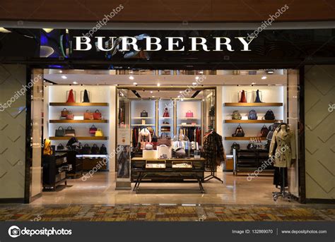 Burberry fashion shop inside of Singapore Changi Airport. – Stock ...