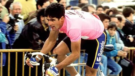 Miguel Indurain in Maglia Rosa - Cycling Passion