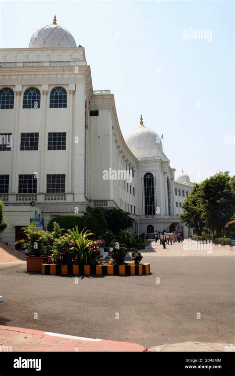 Salar jung museum hi-res stock photography and images - Alamy