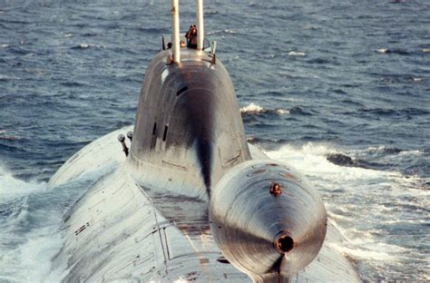 An aerial stern-on view of the Russian Northern Fleet AKULA class nuclear-powered attack ...