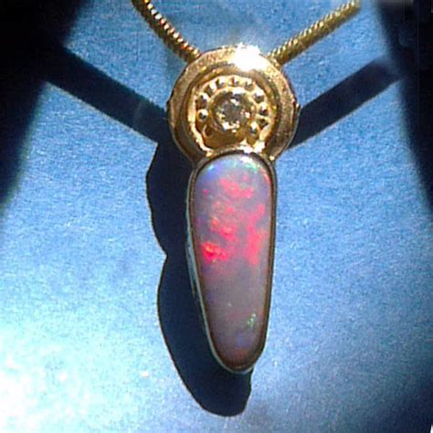 Australian Black Fire Opal Pendant in Solid 18 Carat Gold Set - Etsy