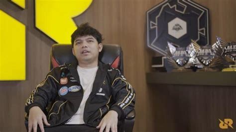 Biodata RRQ Acil, Pelatih RRQ Hoshi yang Didepak Usai Gagal Bawa Juara M4 Mobile Legends - Surya ...