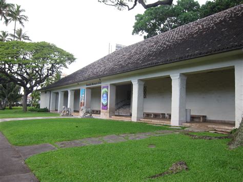 Longtime administrator at Honolulu Museum of Art relieved of position | Hawai'i Public Radio