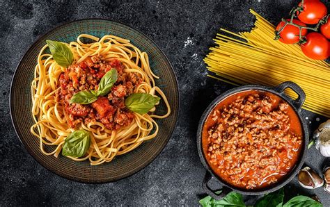 Fettuccine Bolognese with Pecorino Cheese - CooksClub