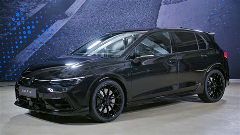 VW Golf R Black Edition (2024): Schwarze Weltpremiere