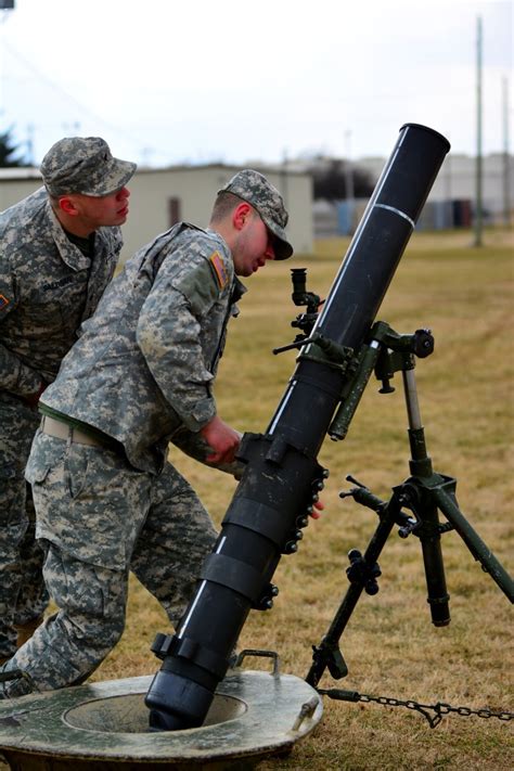 Mortar gunners brave the cold | Article | The United States Army