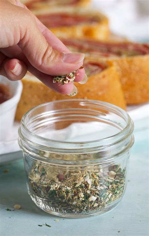 Homemade Pizza Seasoning Recipe - The Suburban Soapbox