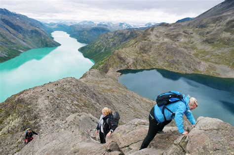 Best time for Hiking in Jotunheimen National Park, Norway 2018 & Map