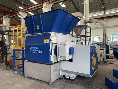 PMMA Shredder & Granulator - Wiscon Envirotech