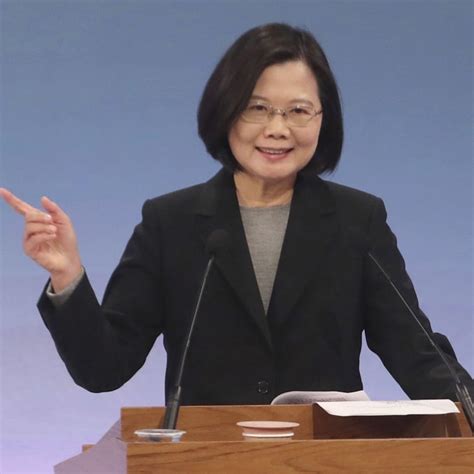 Taiwan President Tsai Ing-wen says talks with Beijing could resume ...