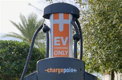 ChargePoint Home Charger: EV Charging Station Buyer's Guide | U.S. News