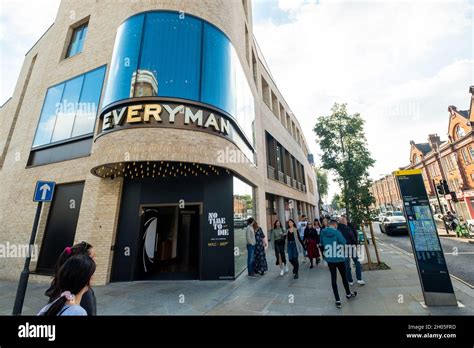 London- October 2021: Everyman Cinema on Kings Road, Chelsea Stock ...