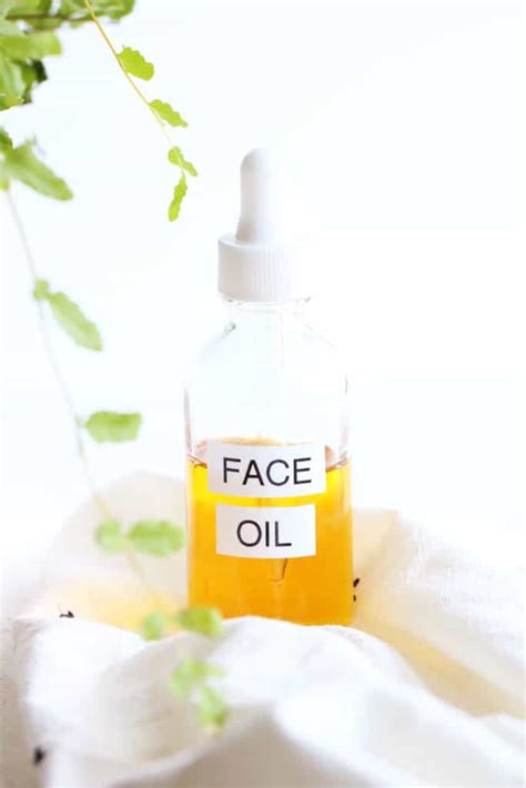 Homemade DIY Face Oil - The Toasted Pine Nut