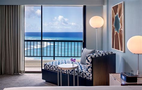 Hyatt Regency Waikiki Beach Resort & Spa | Classic Vacations