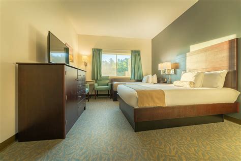 Hotel Rooms – Sun & Ski Inn and Suites