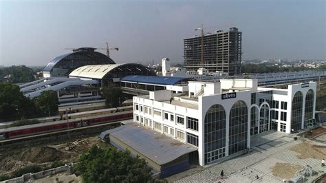 Habibganj Railway Station gets 5 star GEM rating by ASSOCHAM