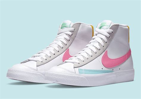 The Nike Blazer Mid '77 Gets Pastel Accents On A White Leather Base | Swag shoes, Preppy shoes ...