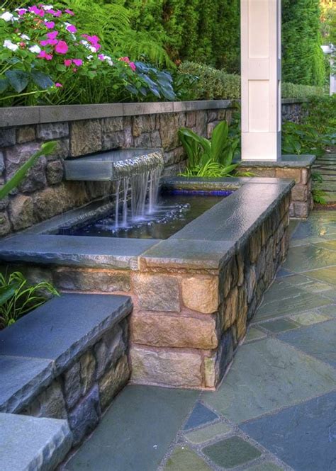 20+ The Best Water Fountain Garden Ideas - SWEETYHOMEE