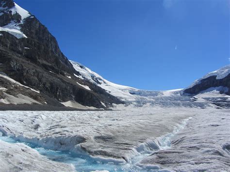 Athabasca Glacier | Athabasca, Natural landmarks, Landmarks