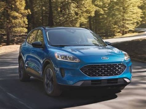 2021 Ford Escape Reviews, Pricing & Specs | Kelley Blue Book