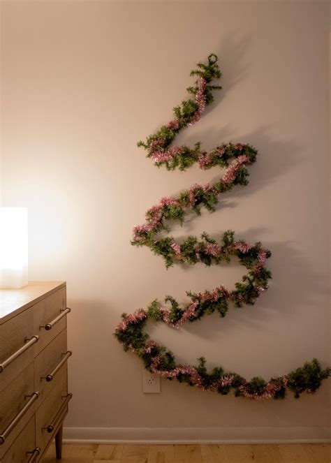 How to Build a Rustic Desktop Christmas Tree | DIY