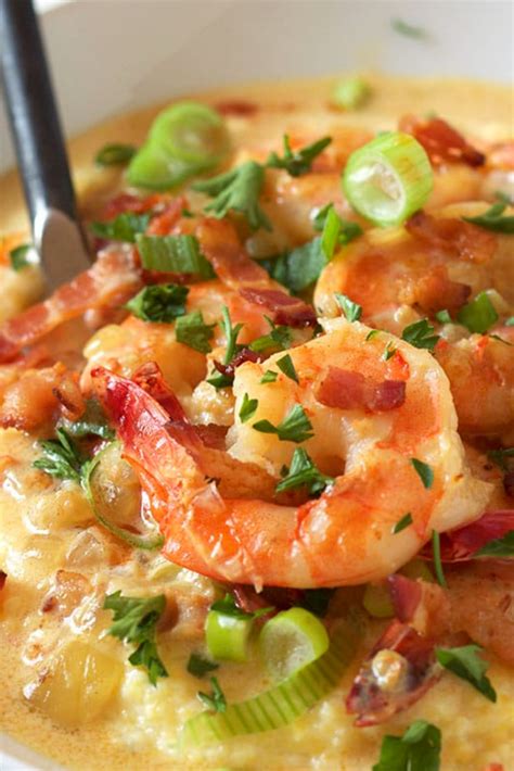 Cheesy Shrimp and Grits Recipe - flavordash