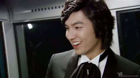 Jun Pyo and Jan Di.