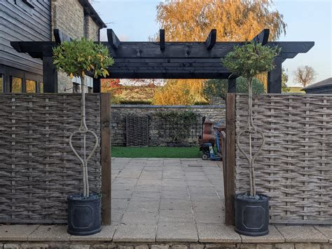 Pergola In Black | Shade Landscapes