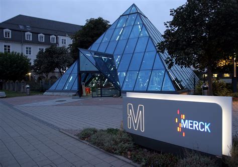 Merck KGaA hands off its CAR-T R&D operations to Intrexon in $175M deal