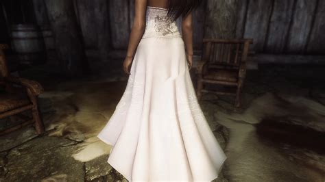 Ball Gown Dress Royal Retexture at Skyrim Nexus - Mods and Community