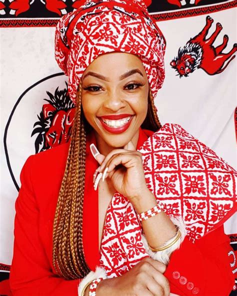 Mpho Wa Badimo opens up about her next move after declaring herself single | News365.co.za