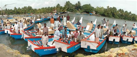 Indian Ocean Tsunami - Kerala & Tamil Nadu, 2004 - Amma.org